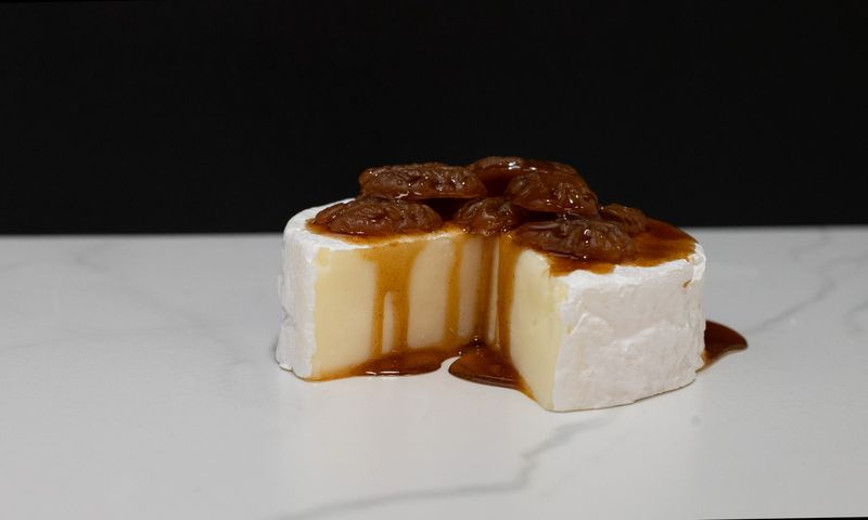 brie-with-pecans
