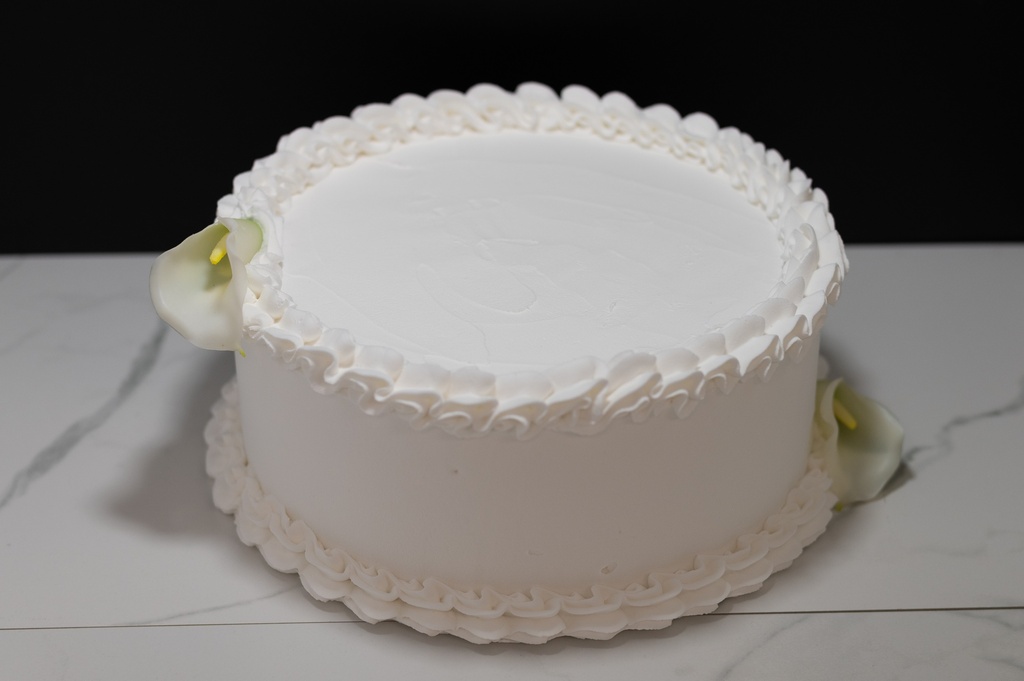 Large Single Layer Wedding Cake
