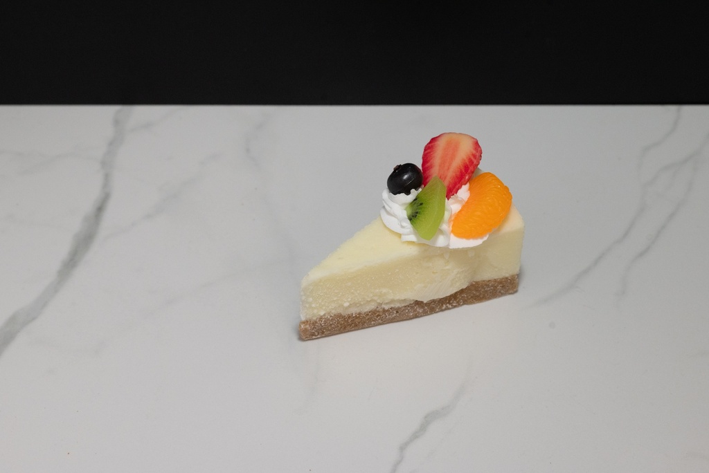 Mixed Fruit Cheesecake Slice