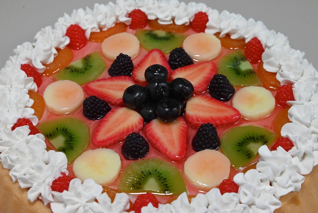 Large Mixed Fruit Tart
