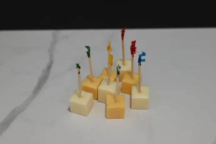 Mixed Cheddar Cheese Cubes (Set of 8)