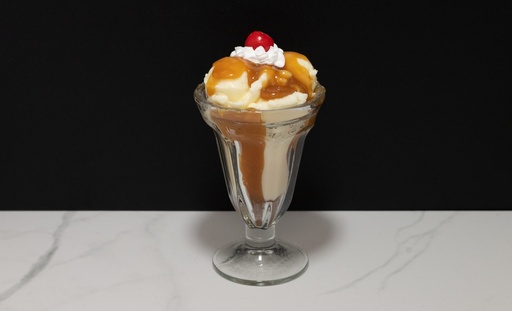 [500-C] Hot Caramel Sundae