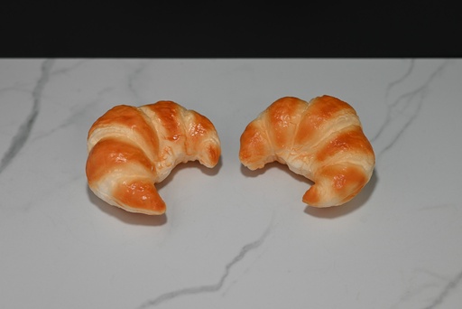 [972] Croissants (Set of 2)