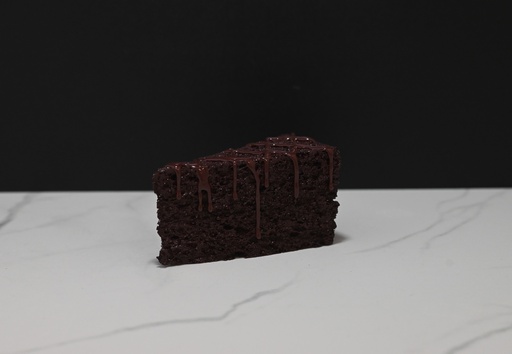 [342] Drizzled Chocolate Cake Slice