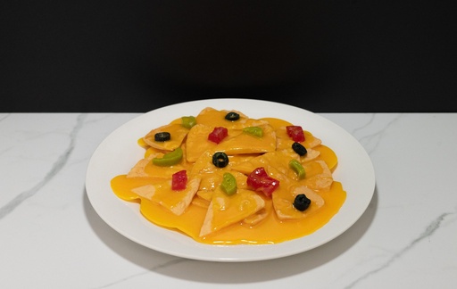 [638] Nachos with Cheese Sauce