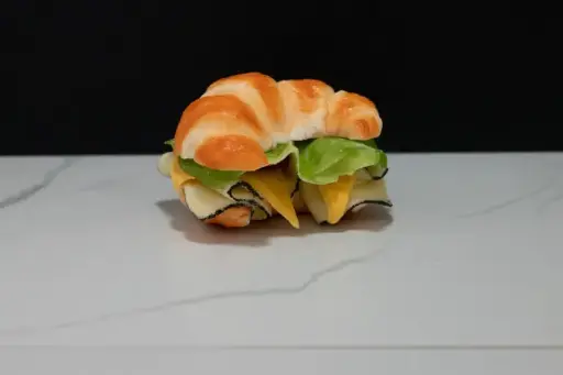 [1055] Turkey Croissant Sandwich