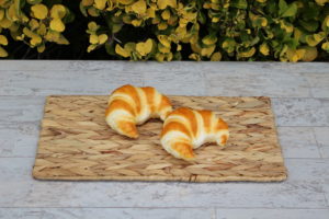 FAKE CROISSANTS 972