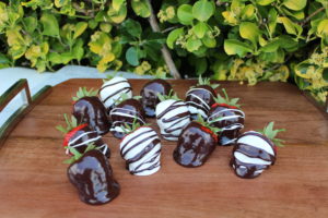 FAKE DIPPED STRAWBERRIES 901
