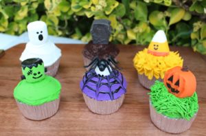 HALLOWEEN CUPCAKES 330