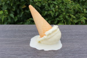 MELTING VANILLA ICE CREAM CONE 503V